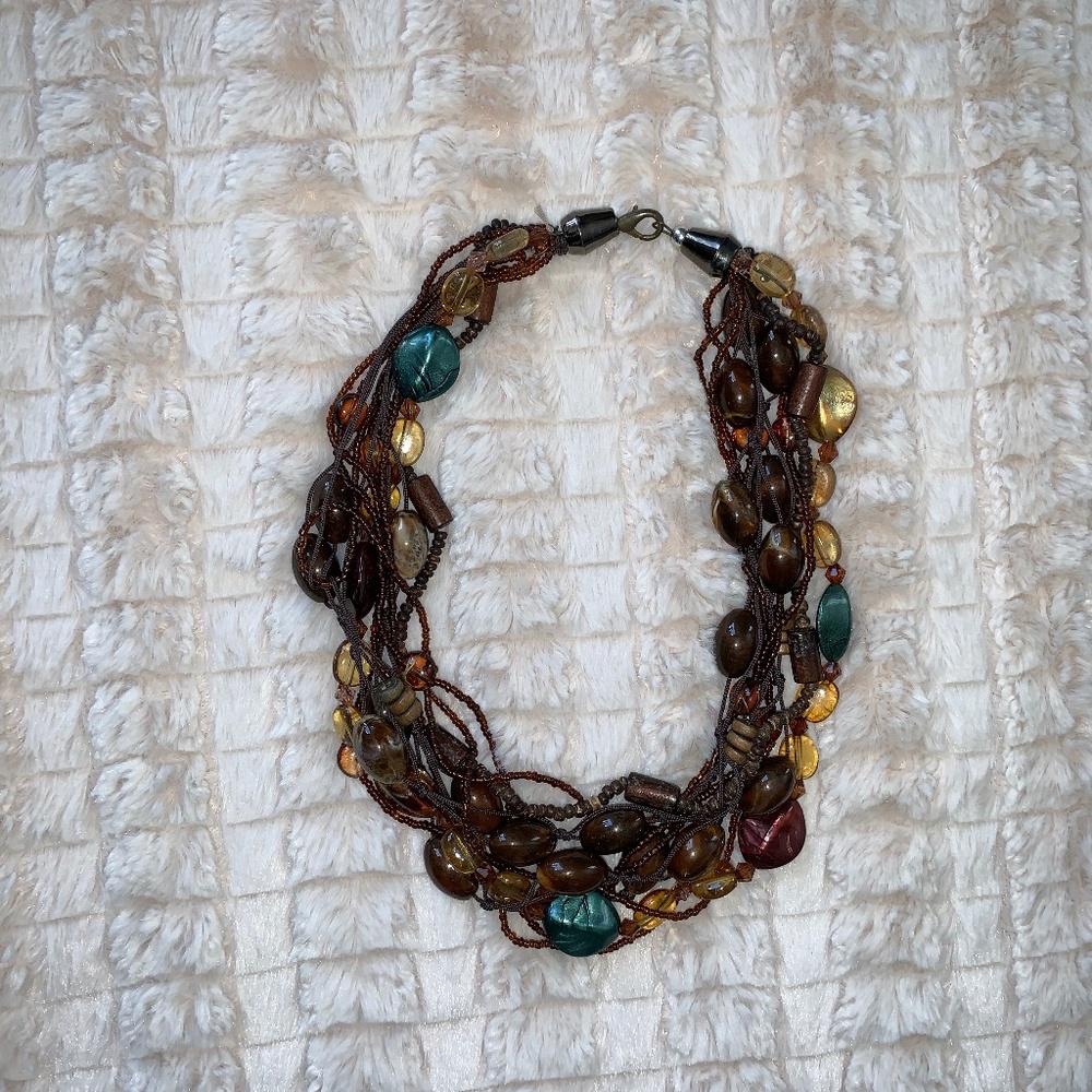 Bead necklace